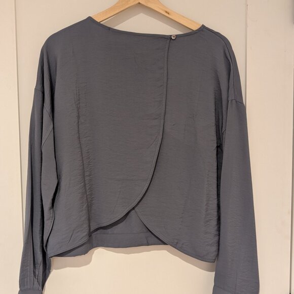 Madewell Relaxed Tulip-Back Top, size M - Picture 4 of 4